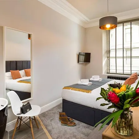 Apartment No 1, Midland Bank Chambers *